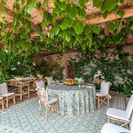 Luxury On Sea Apartment Genoa